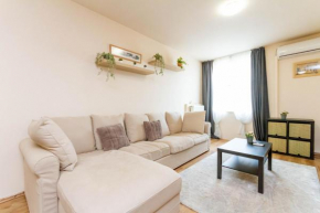 Modern Comfort in József Street by NW Budapest